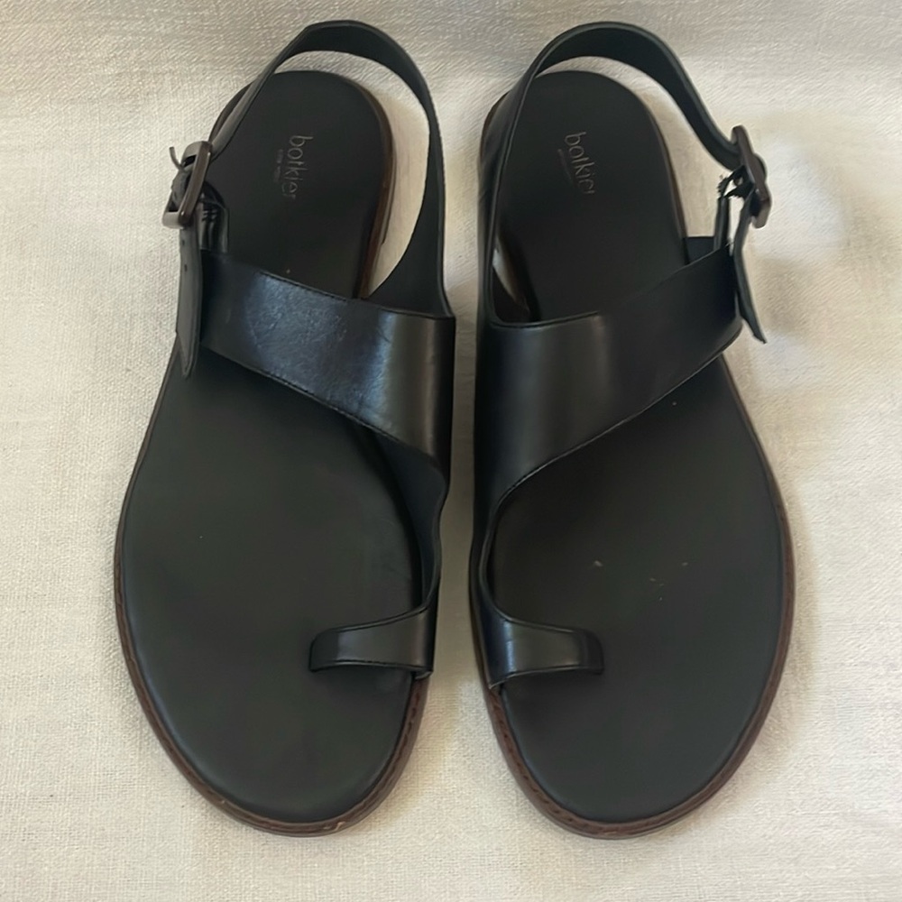 Botkier  New York Fargo black leather sandals Women’s size 10
